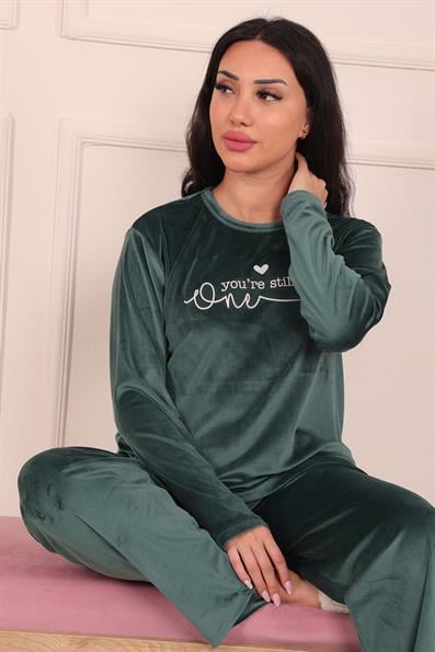 Kadın Sloganlı Uzun Kollu Kadife Pijama Takımı