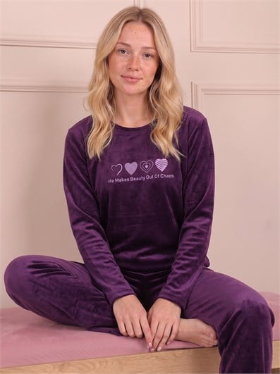 Kadın Sloganlı Uzun Kollu  Kadife Pijama Takımı