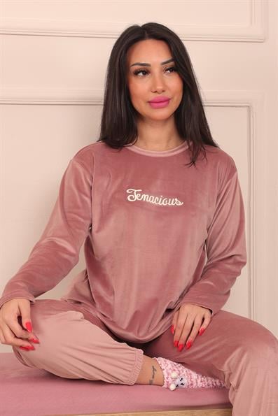 Kadın Sloganlı Uzun Kollu Paçası Manşetli Kadife Pijama Takımı