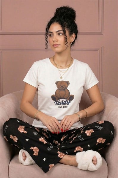 Kadın Teddy İsland Sloganlı ve Ayıcık Baskılı Altı Desenli Penye Kısa Kollu Pijama Takımı