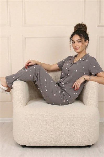 Kadın Yıldız Desenli Gömlek Yaka Kısa Kol Altı Uzun Serin Tutan Milan Kumaş Pijama Takımı