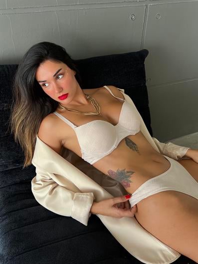 KNITTED PATTERN BRA SET TEN