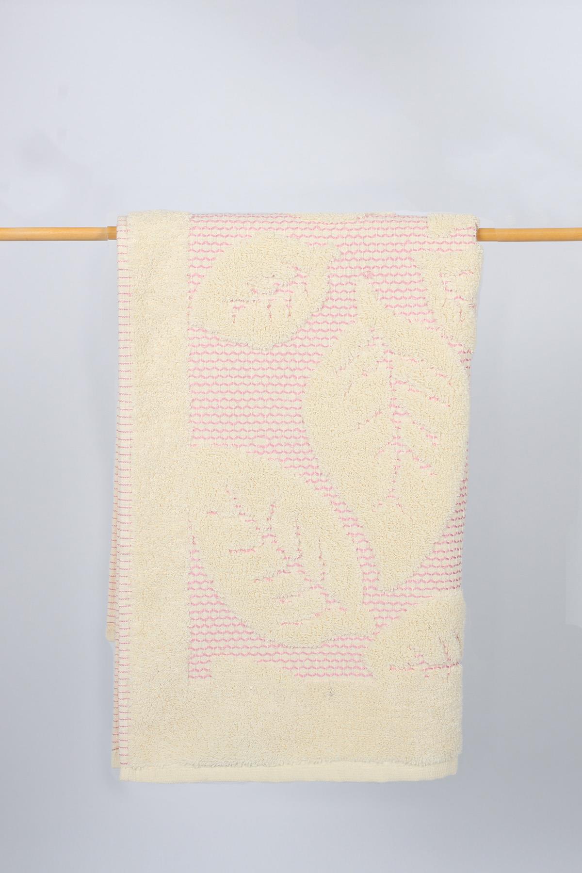 منشفة قدم لليد منقوشة ذاتيًا مقاس 70 × 50 سم، باللون الوردي