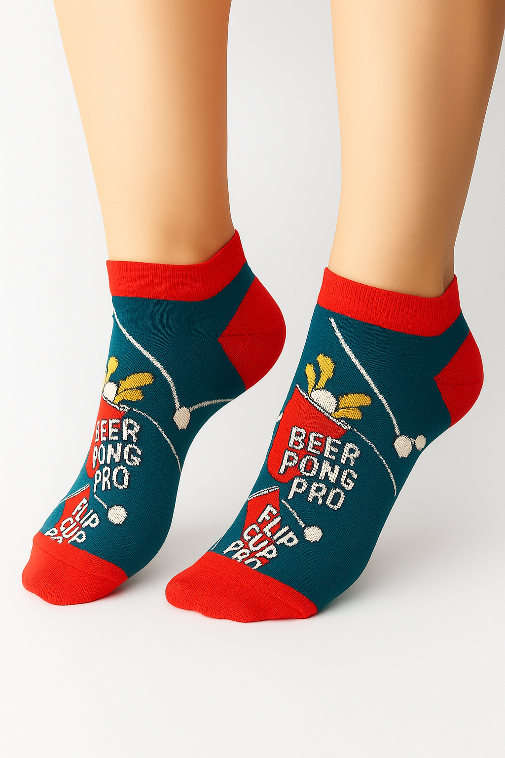 جوارب منقوشة، جوارب، أكواب مكتوبة باللون النيلي