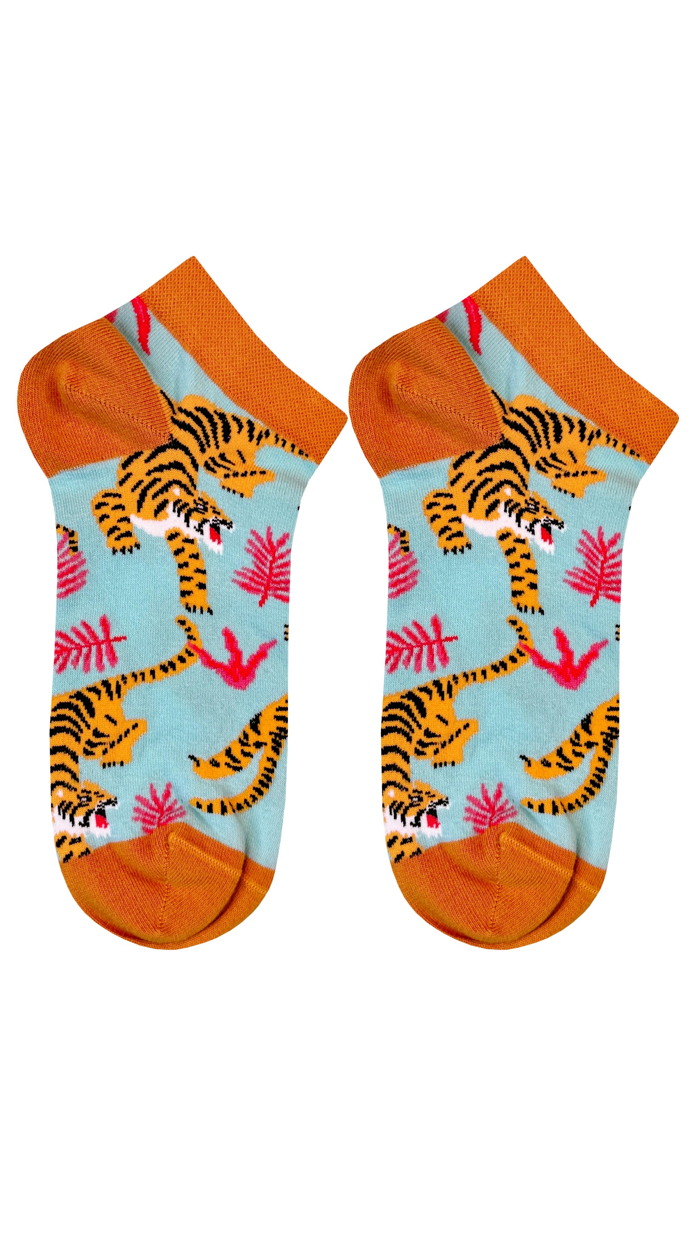 جوارب منقوشة باللون الأزرق النمر