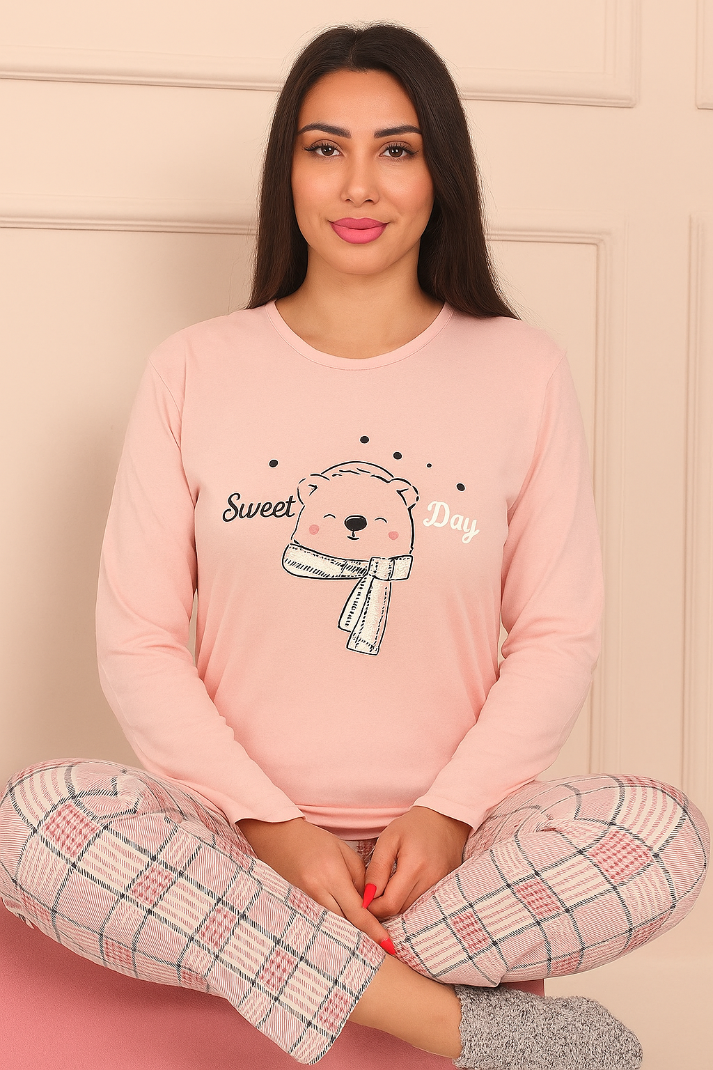 Kadın Ayıcık Desenli ve Sloganlı Bisiklet Yaka Uzun Kol Altı Uzun Penye Pijama Takımı