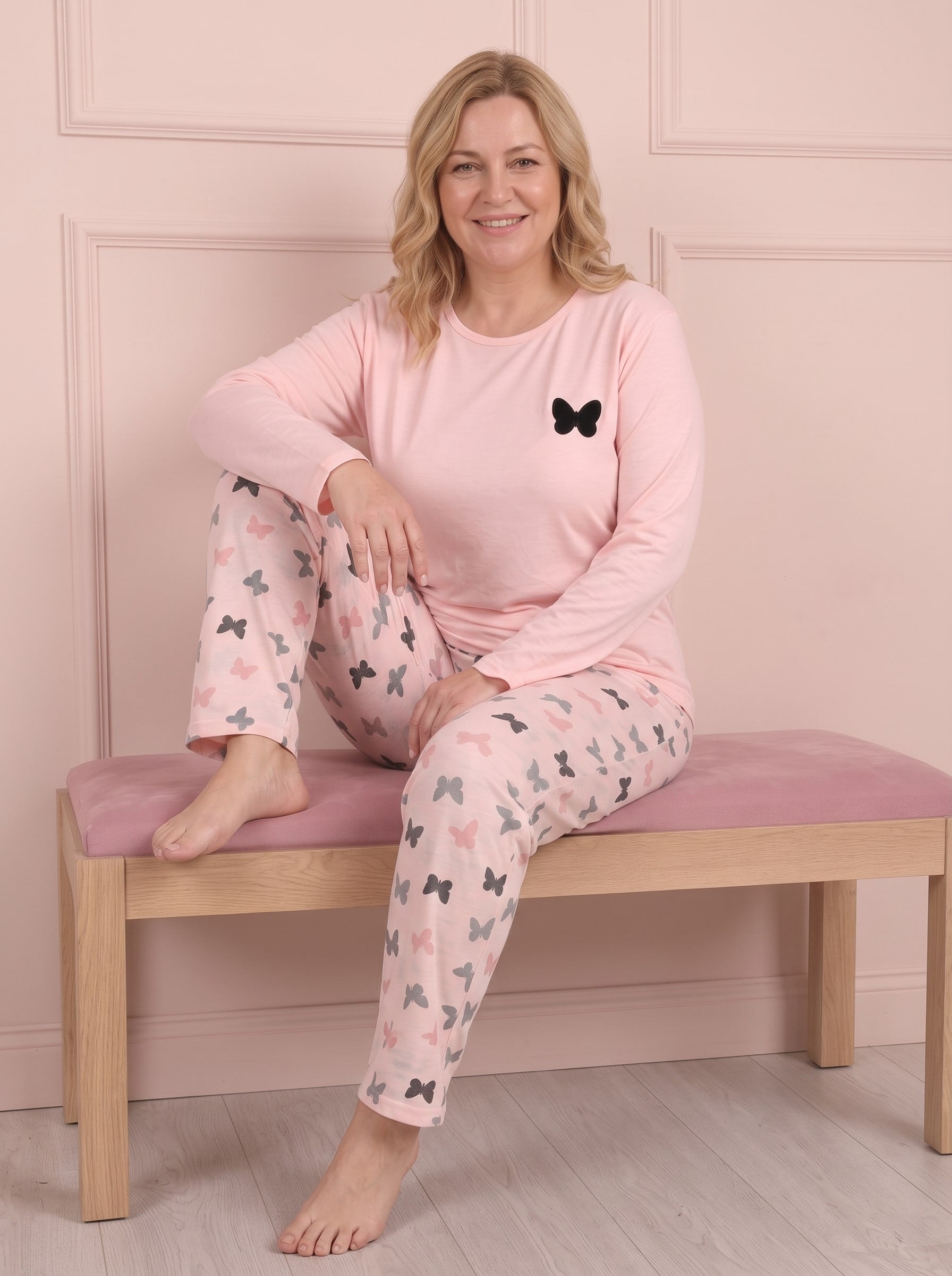 Kadın Kelebek Nakışlı ve Desenli Bisiklet Yaka Uzun Kol Altı Uzun Viskon Pijama Takımı