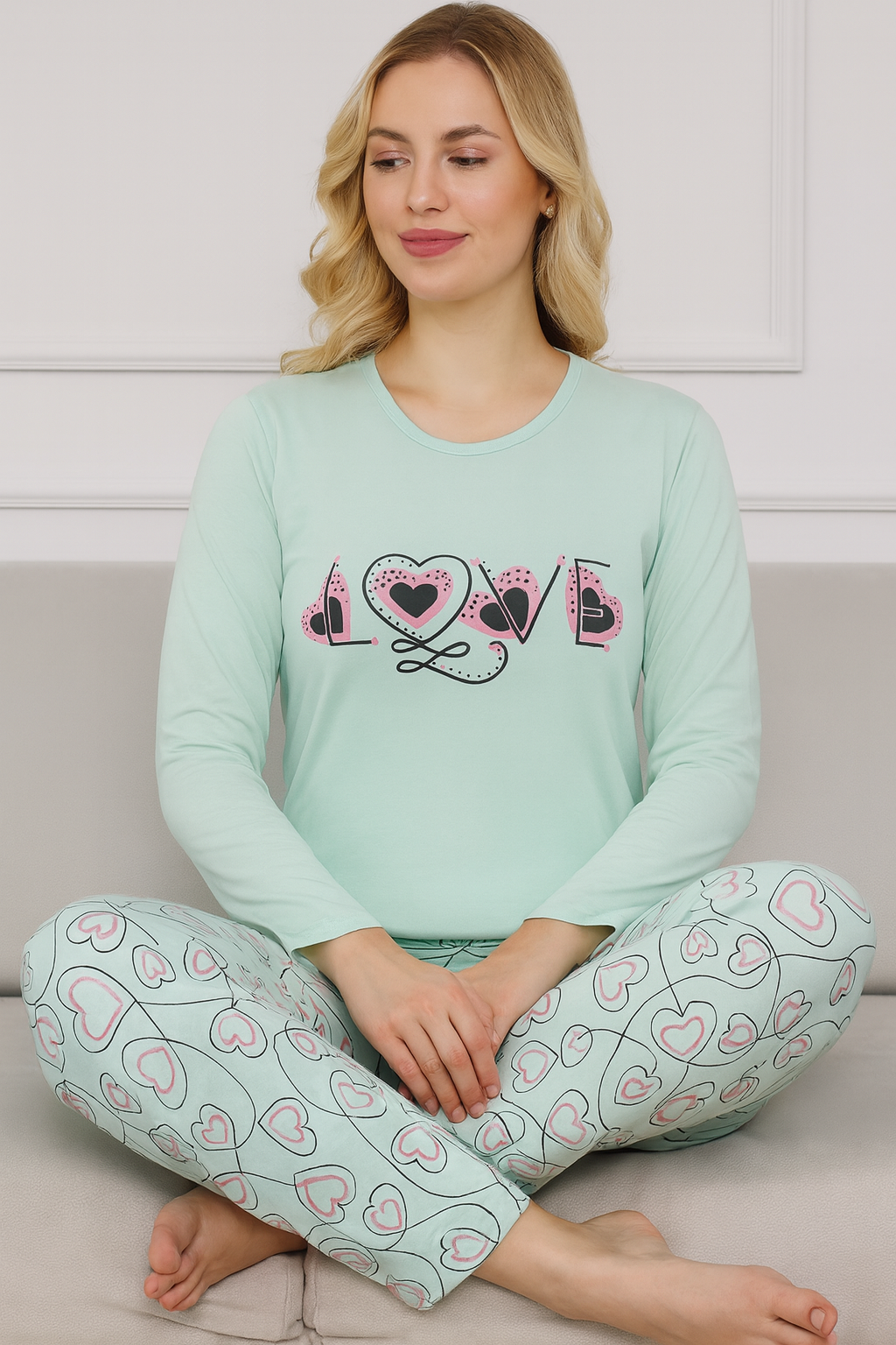 Kadın Love Sloganlı  Altı Sarmaşık Kalp  Desenli Bisiklet Yaka Uzun Kol Altı Uzun Penye Pijama Takımı