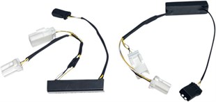 CUSTOM DYNAMICS ADAPTOR MICRO DUAL AMBWHT KOD:20500435