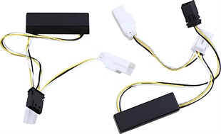 CUSTOM DYNAMICS ADAPTOR MICRO DUAL AMBWHT KOD:20500435