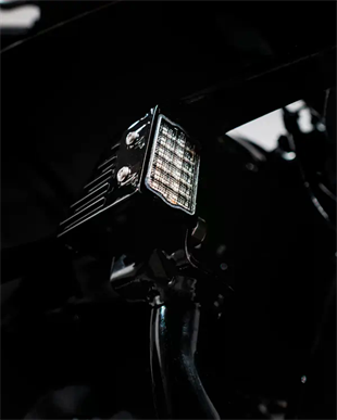 CUSTOM DYNAMICS ECE LOW RIDER ST PERF. LED FR. KOD:20202360