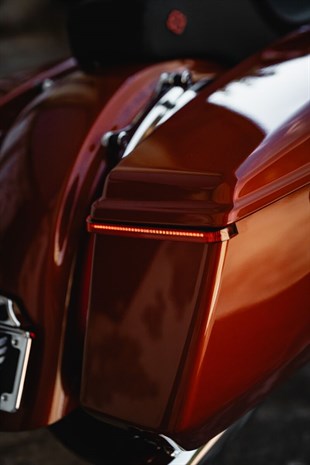CUSTOM DYNAMICS LIGHT LED LOW PROFILE SADDLEBA KOD:20403239