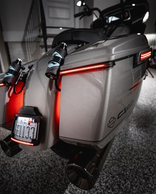 CUSTOM DYNAMICS LIGHT LED LOW PROFILE SADDLEBA KOD:20403240
