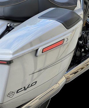 CUSTOM DYNAMICS LIGHTS LED SADDLEBAG LATCH SMO KOD:20403234