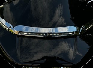 CUSTOM DYNAMICS LIGHTS LED WINDSHIELD TRIM CHR KOD:20403231