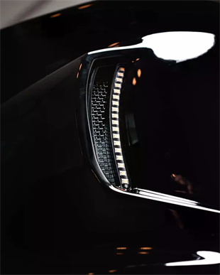 CUSTOM DYNAMICS LOW RIDER ST FAIRING VENT LIGH KOD:20403229