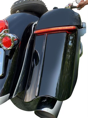 CUSTOM DYNAMICS TRIM SDLBAG GLSBLK INDIAN KOD:3501-1861