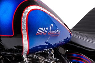 DRAG SPECIALTIES F-BOB GAS TNK 3.5 GAL-E84 KOD: DS391230