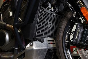 DYNOJET GUARD RADIATOR PAN AM / Radyatör Koruması Pan America KOD: 19010920