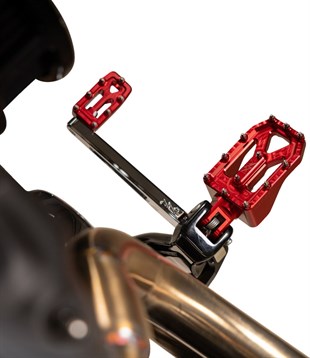 THRASHIN SUPPLY FOOTPEGS - AYAKLIK AGGRESSOR RED KOD: 16202770