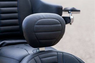 MUSTANG BACKREST DRIVER - SUPER TOURIN KOD: 08220370