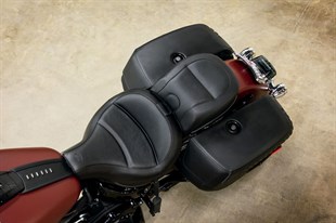 MUSTANG SEAT SOLO DBR MXTOUR FLHC KOD: 08021063