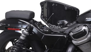MUSTANG SEAT SOLO TRIPPER - RH950 22-U KOD: 08040834
