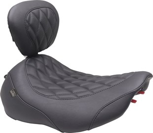 MUSTANG SEAT SOLO WIDE TRIPPER - CVO 2 KOD: 08012014