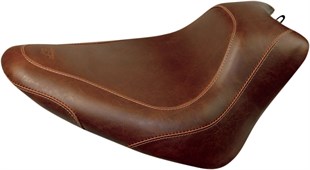 MUSTANG SEAT SOLO WIDE TRIPPER - FLS/F KOD: 08020771
