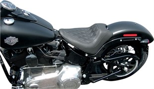 MUSTANG SEAT SOLO WIDE TRIPPER - FXS/F KOD: 08020769