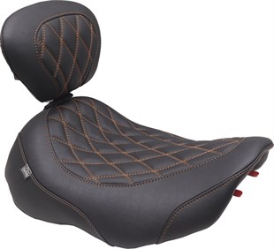 MUSTANG SEAT SOLO WIDE TRIPPER W/ DBR KOD: 08012023