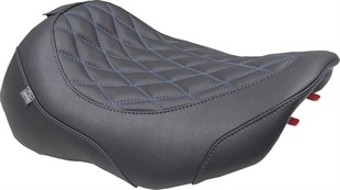 MUSTANG SEAT SOLO WIDE TRIPPER W/ DBR KOD: 08012026