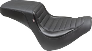 MUSTANG SEAT SQRBK FAT BOB KOD: 08021506