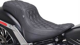 MUSTANG SEAT SQUAREBACK 2UP BREAKOUT KOD: 08021658