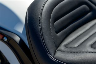 MUSTANG SEAT STANDARD TOURING - FXFB/S KOD: 08021057