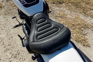 MUSTANG SEAT STANDARD TOURING - FXFB/S KOD: 08021057