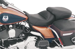 MUSTANG SEAT STANDARD TOURING SOLO FL KOD: 08010450