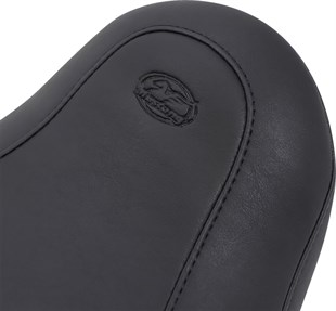 MUSTANG SEAT WIDE TRIPPER SOLO - FXD 0 KOD: 08030391