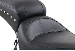 MUSTANG STUDDED SEAT 58-84 FX FL KOD: DS902158