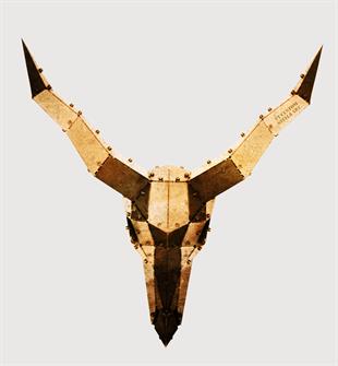 Ram Head Steep Horn Gold