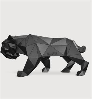Sabertooth Siyah