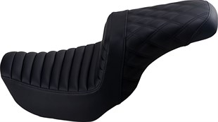 SADDLEMEN SEAT STEPUP TR  LS BLCK KOD:0802-1381