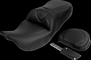 SADDLEMEN SEAT ROADSOFA CF W/BR BLACK ST KOD:0801-1617