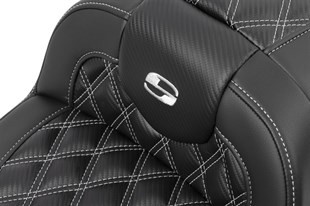 SADDLEMEN SEAT ROADSOFA LS CF W/BR SILVE KOD:08011791