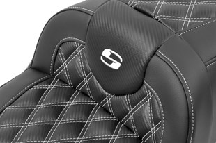 SADDLEMEN SEAT ROADSOFA LS CF W/BR WHITE KOD:08011792