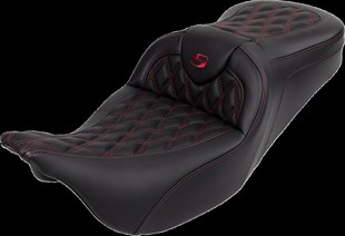 SADDLEMEN SEAT ROADSOFA LS W/BR BURGUNDY KOD:0801-1606