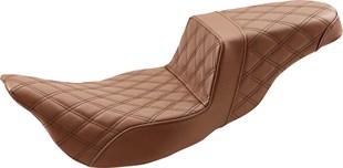 SADDLEMEN SEAT STEPUP LS BRN EXTRCH KOD:08011288