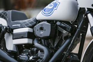 S&S COVER AC TRIBUTE BLK KOD: 10140297