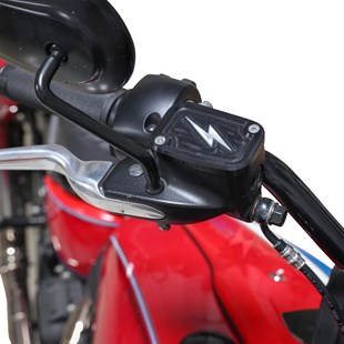 THRASHIN SUPPLY CAP RESERVOIR BRAKE FRONT 18+ KOD: 06102385