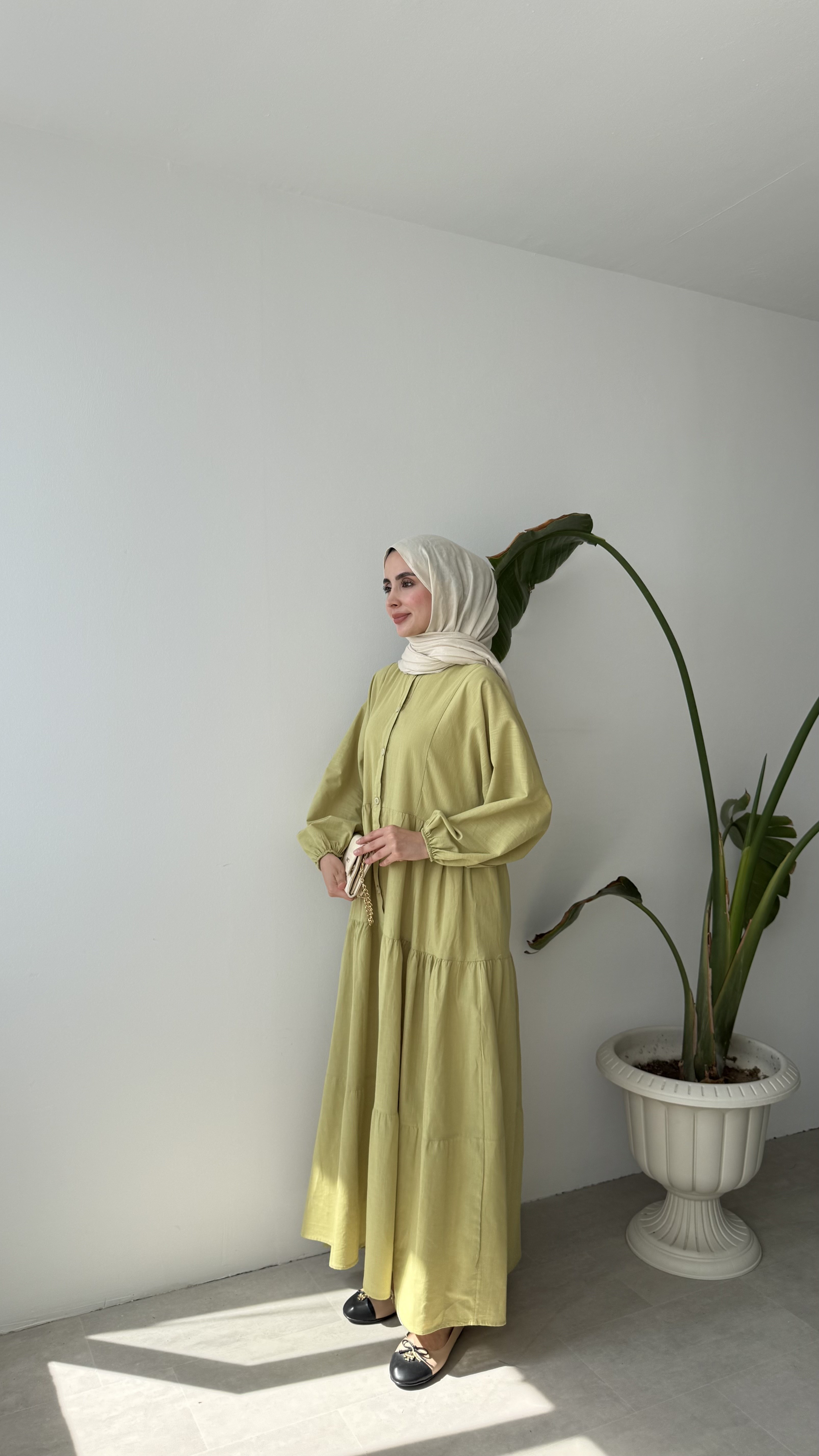 KAT DETAYLI BÜZGÜLÜ ELBİSE - HAKİ